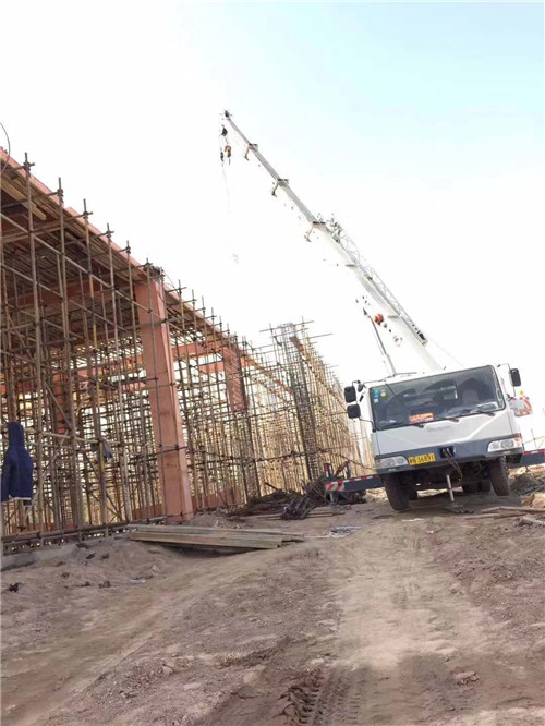 鹤城区25 吨、50 吨吊车怎么选？多大重量 / 半径适合对应车型？